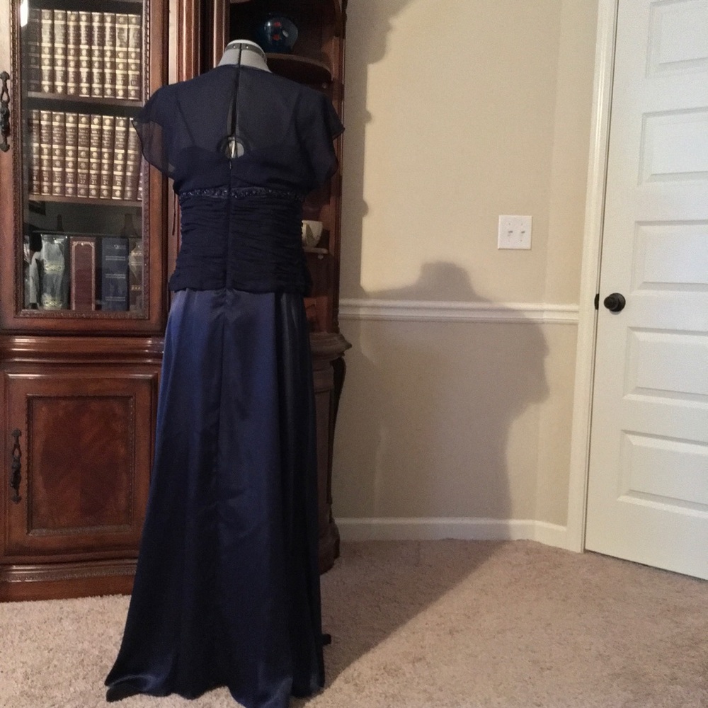 Navy Patra Gown - Picture 5 of 8